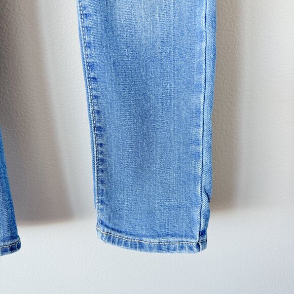 Old Navy Jeans small 6 -7 years light wash denim skinny jeans - Picture 5 of 14